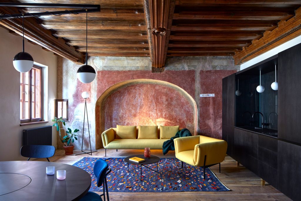 obývací pokoj v renesanční budově